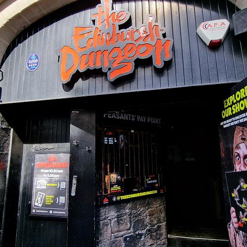 The Edinburgh Dungeon: Strašidelná atrakce plná skotské historie a temných příběhů